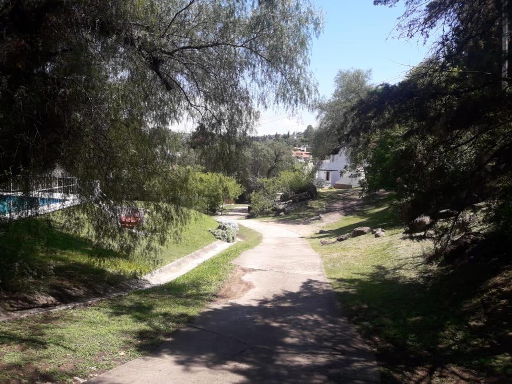 Departamentos Carlos Paz Bajada Al Lago Villa Carlos Paz Kültér fotó