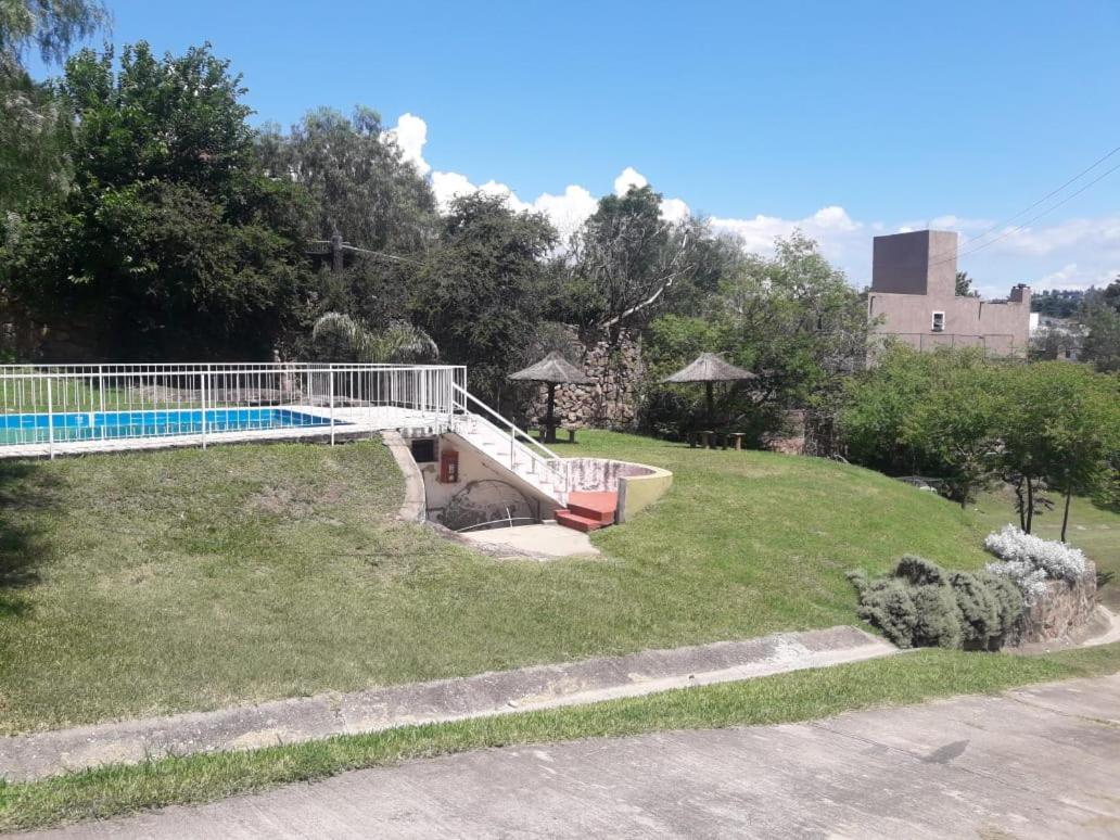 Departamentos Carlos Paz Bajada Al Lago Villa Carlos Paz Kültér fotó