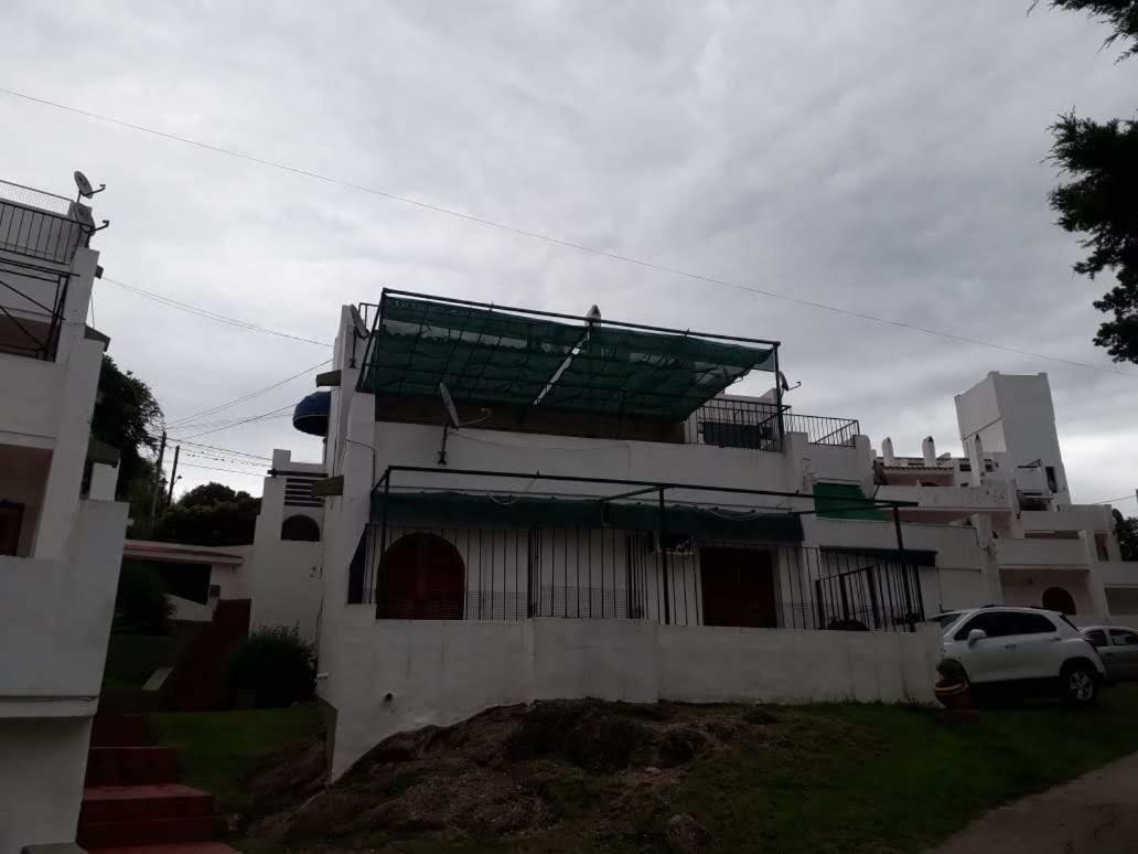 Departamentos Carlos Paz Bajada Al Lago Villa Carlos Paz Kültér fotó